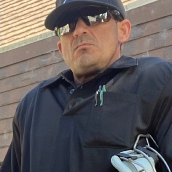 Meet your Posher, Vicente - Picture 2 of 4